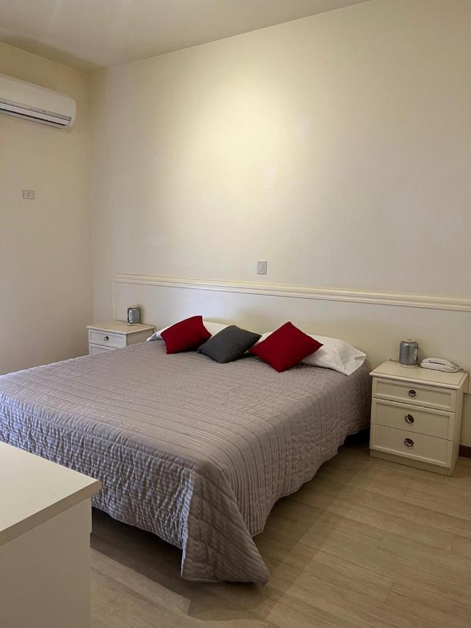 G&D Hotel Deanna Pool&Brunch Milano Marittima Rom bilde