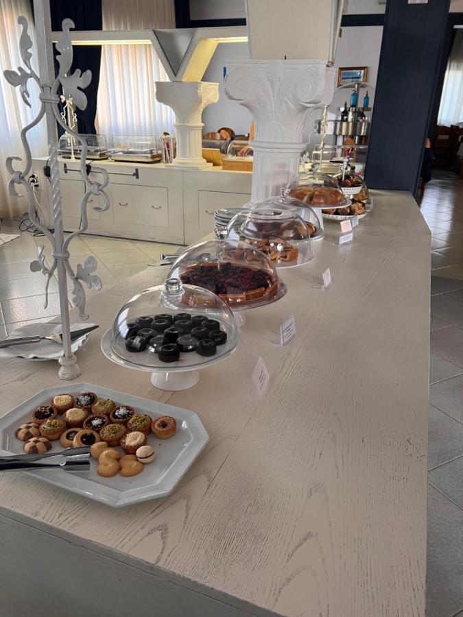 G&D Hotel Deanna Pool&Brunch Milano Marittima Eksteriør bilde