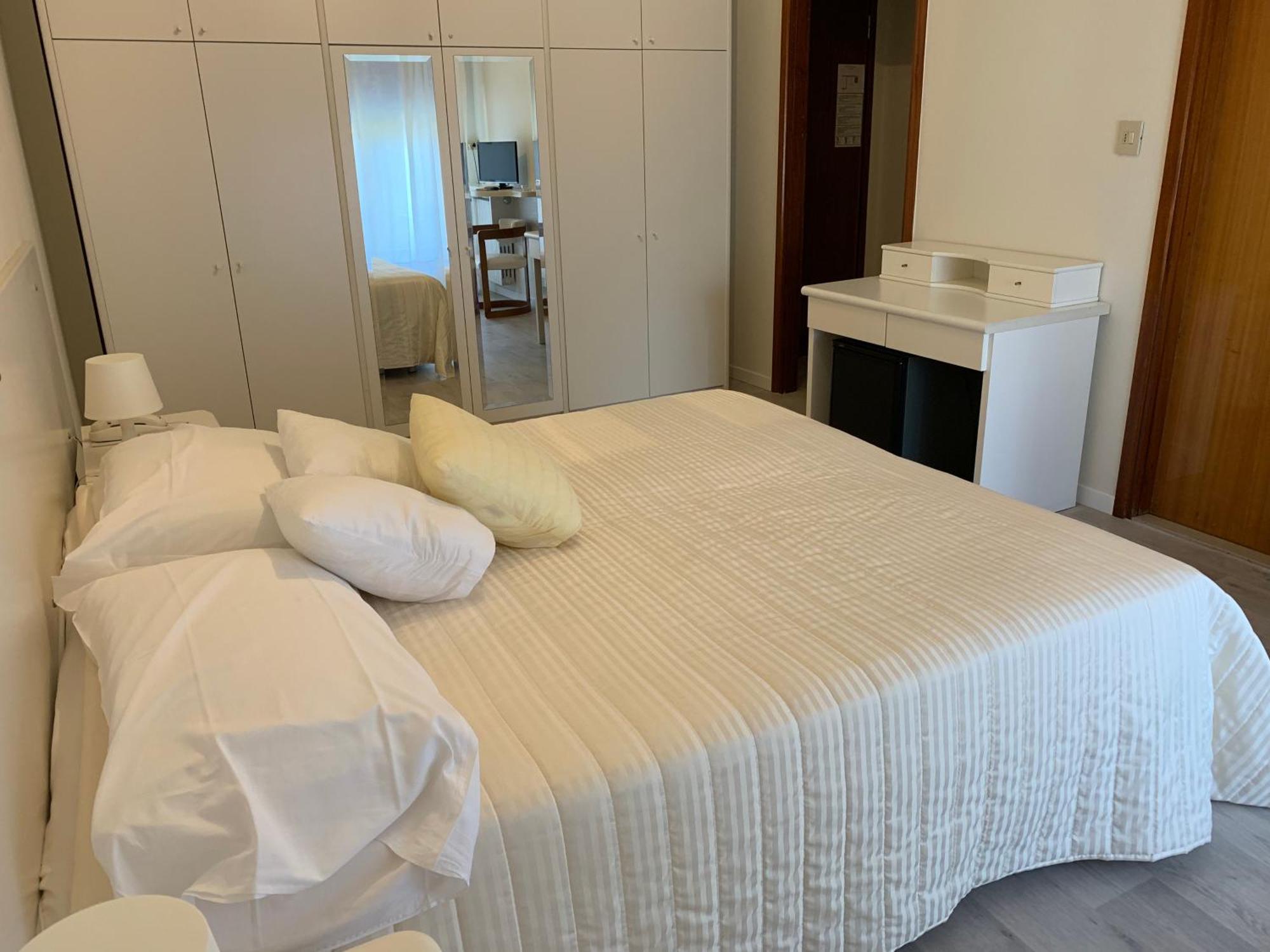G&D Hotel Deanna Pool&Brunch Milano Marittima Rom bilde