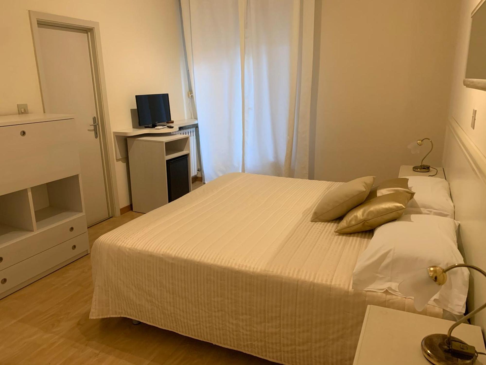 G&D Hotel Deanna Pool&Brunch Milano Marittima Rom bilde