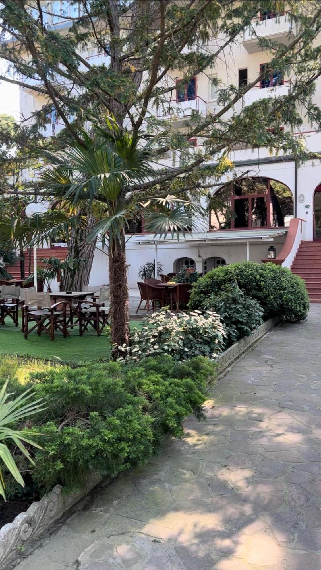 G&D Hotel Deanna Pool&Brunch Milano Marittima Eksteriør bilde
