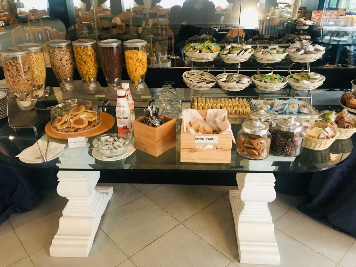 G&D Hotel Deanna Pool&Brunch Milano Marittima Eksteriør bilde